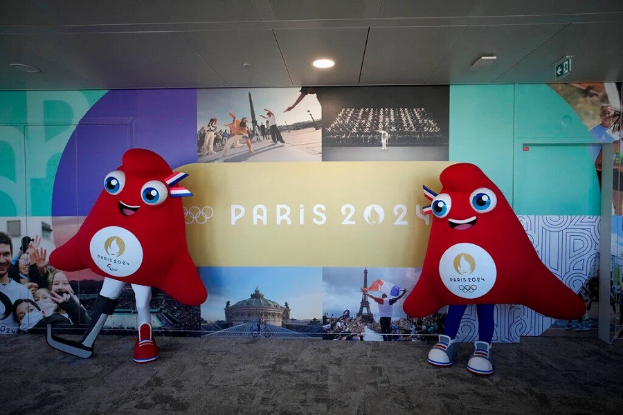 عروسک کلاه فریگی، نماد المپیک 2024 پاریس