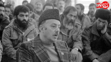 سید جواد ذبیحی، مداح و شاعر قبل از انقلاب، بهمن ماه ۱۳۵۸ دادگاه به جرم دعا برای شاه برگزار شد. وی پس از عفو مورد ترور قرار گرفت.