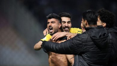 اصفهانی‌ها مدعی هستند که کمیته انضباطی میلاد زکی پور را به دلیل شادی مقابل هواداران پرسپولیس محروم کرده است!