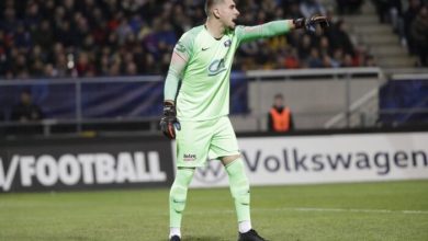 الکسیس گندوز در عصبانیترین حالت ممکن پس از شکست مقابل سپاهان 9 الکسیس گندوز در عصبانیترین حالت ممکن پس از شکست مقابل سپاهان