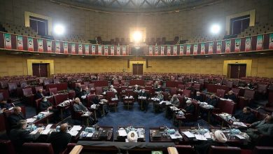 آیا مجمع تشخیص مصلحت نظام صلاحیت تصمیمگیری برای مخالفت با تعطیلی آخر هفته را داشته است؟ 4 آیا مجمع تشخیص مصلحت نظام صلاحیت تصمیمگیری برای مخالفت با تعطیلی آخر هفته را داشته است؟