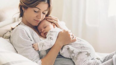 لمس شدن توسط والد چگونه احساس امنیت کودک را تقویت میکند؟ 4 لمس شدن توسط والد چگونه احساس امنیت کودک را تقویت میکند؟