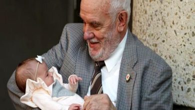 وداع با قهرمانی که جان بیش از 2 میلیون نوزاد را نجات داد؛ جیمز هریسون که بود؟