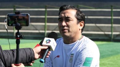 اختر: "اگر خداداد عزیزی قد فنونیزاده را داشت، خیابانها را میبست!" 5 اختر: "اگر خداداد عزیزی قد فنونیزاده را داشت، خیابانها را میبست!"