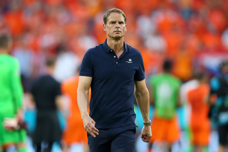 مذاکره استقلال با 4 مربی در اروپا؛ خبری از کیروش نیست! 3 مذاکره استقلال با 4 مربی در اروپا؛ خبری از کیروش نیست!