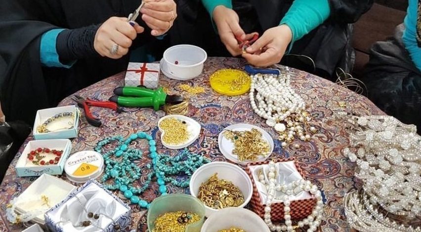 مشاغل خانگی از ۴۵ تا ۱۵۰ میلیون تومان وام با سود 4 درصد میگیرند +جزئیات 1 مشاغل خانگی از ۴۵ تا ۱۵۰ میلیون تومان وام با سود 4 درصد میگیرند +جزئیات