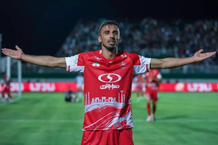 پایان راه صادقی در پرسپولیس؛ از ستاره نقل و انتقالات تا بازیکن خط خورده بازیها 1 صادقی