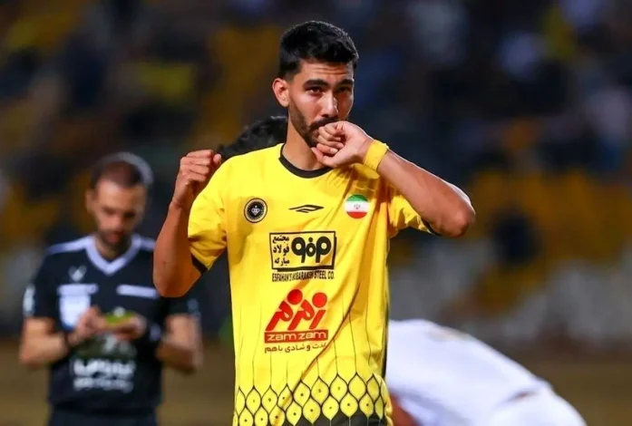 پرسپولیس با پوستری ویژه، تولد شکاری را تبریک گفت + عکس 1 پرسپولیس با پوستری ویژه، تولد رضا شکاری را تبریک گفت
