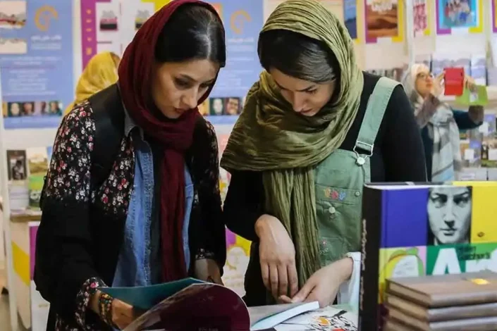 سود کلان کتاب سازان از فروش کتاب‌ها در دیجی‌کالا