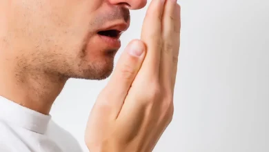 خوراکیهایی که بوی بد دهان را از بین میبرند 3 خوراکیهایی که بوی بد دهان را از بین میبرند