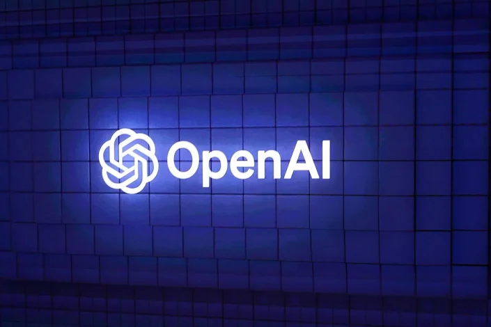 همکاری OpenAI و امارات برای ساخت بزرگترین مرکز داده هوش مصنوعی 1 همکاری OpenAI و امارات برای ساخت بزرگترین مرکز داده هوش مصنوعی