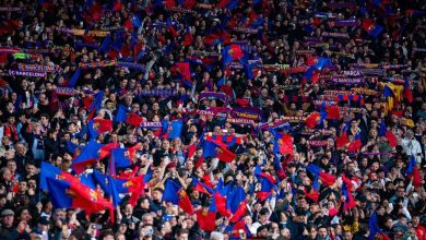 دو هوادار رئالی از سکوهای بارسلونا اخراج شدند! +عکس 2 دو هوادار رئالی از سکوهای بارسلونا اخراج شدند! +عکس