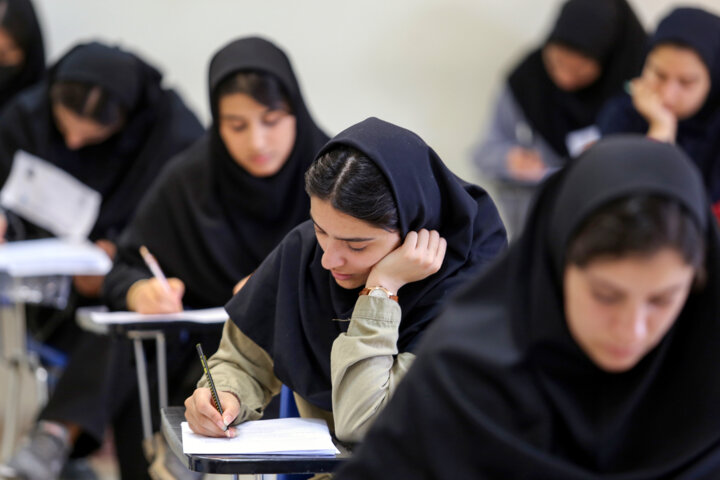 کلاهبرداری که سر کنکوریها شیره میمالید 2 کلاهبرداری که سر کنکوریها شیره میمالید