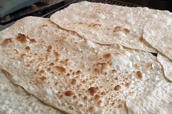 فرآیند قیمت گذاری نان تغییر میکند: منتظر گرانی باشیم؟ 1 فرآیند قیمت گذاری نان تغییر میکند