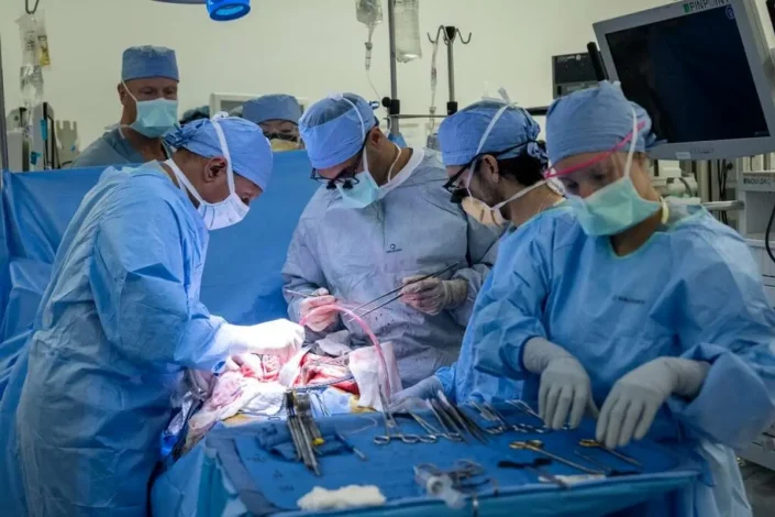 اولین پیوند مثانه جهان با موفقیت انجام شد