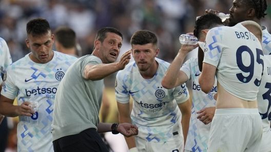 رونمایی از اینتر مدل کیوو؛ نوآوری با اقتباس از اینزاگی! 1 رونمایی از اینتر مدل کیوو؛ نوآوری با اقتباس از اینزاگی!