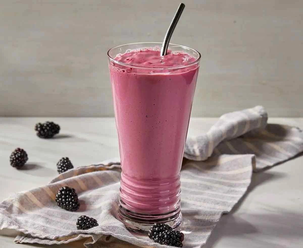 نکات و فوت‌وفن های طرز تهیه میلک‌شیک شاتوت خانگی
