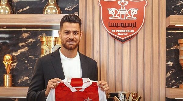 تمدید قرارداد مدافع تیم ملی با پرسپولیس 2 تمدید قرارداد مدافع تیم ملی با پرسپولیس