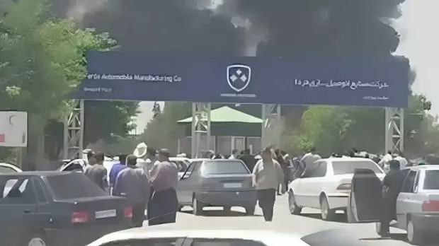 حمله اسرائیل به کارخانه خودروسازی در لرستان