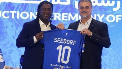 جنگ کلارنس سیدورف را مجبور به فسخ قرارداد میکند؟ 9 جنگ کلارنس سیدورف را مجبور به فسخ قرارداد میکند؟