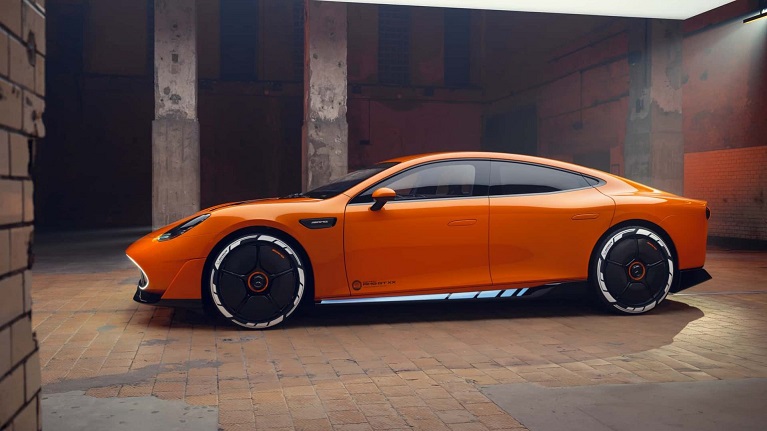 سوپرسدان مرسدس بنز AMG GT XX معرفی شد: هیولای برقی با قدرت 1340 اسب بخاری +عکس 11 سوپرسدان مرسدس بنز AMG GT XX