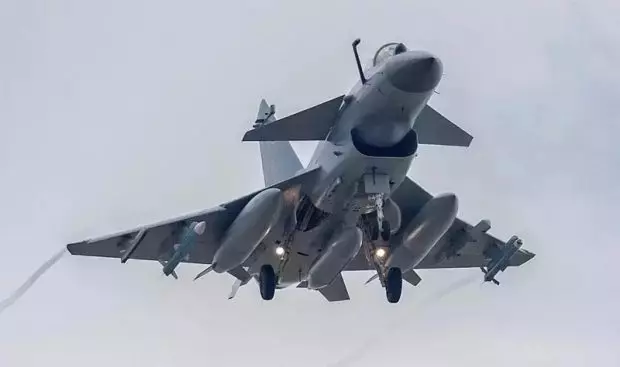 مشخصات و امکانات جنگنده چنگدو J-10C: جنگنده چینی مدنظر ارتش ایران! 4 مشخصات و امکانات جنگنده چنگدو J-10C