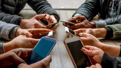 نتایج یک مطالعۀ جدید: راهکار عجیب برخی از کودکان در قبال گوشی‌های هوشمند