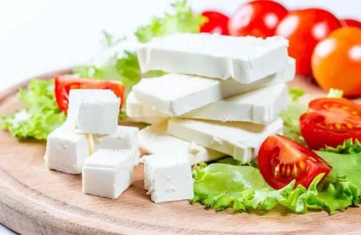 پنیر را با کدام خوراکیها نباید بخوریم؟ 1 پنیر را با کدام خوراکیها نباید بخوریم؟