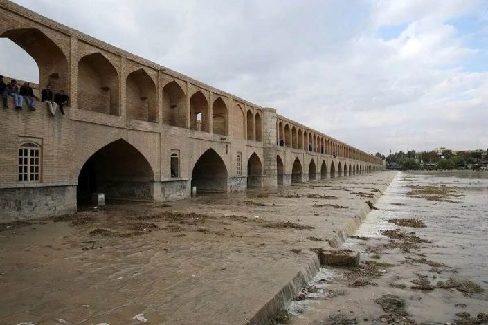 زمان بازگشایی آب زاینده رود