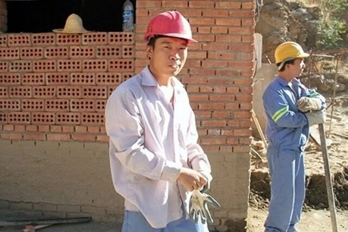 مجازات استخدام اتباع غیرمجاز خارجی چیست؟ 1 مجازات استخدام اتباع غیرمجاز خارجی