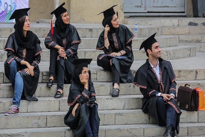 کاهش نرخ بیکاری فارغ التحصیلان دانشگاهی 1 کاهش نرخ بیکاری فارغ التحصیلان دانشگاهی