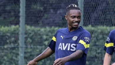 لینکلن هنریکه در آستانه مذاکره با استقلال 1 لینکلن هنریکه در آستانه مذاکره با استقلال