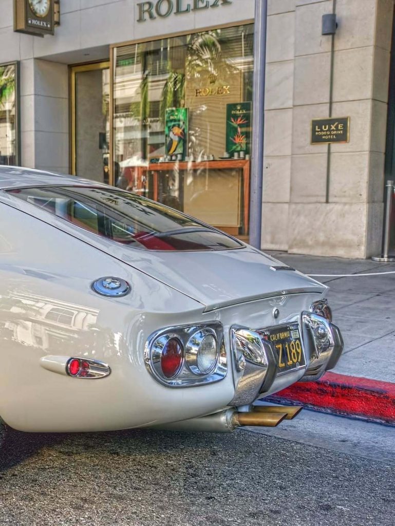 تویوتا ۲۰۰۰GT مدل ۱۹۶۷؛ خودروی کلاسیک ژاپنی که تاریخساز شد 3 تویوتا ۲۰۰۰GT مدل ۱۹۶۷؛ خودروی کلاسیک ژاپنی که تاریخساز شد