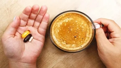 این داروها را همراه با چای و قهوه نخورید 1 این داروها را همراه با چای و قهوه نخورید