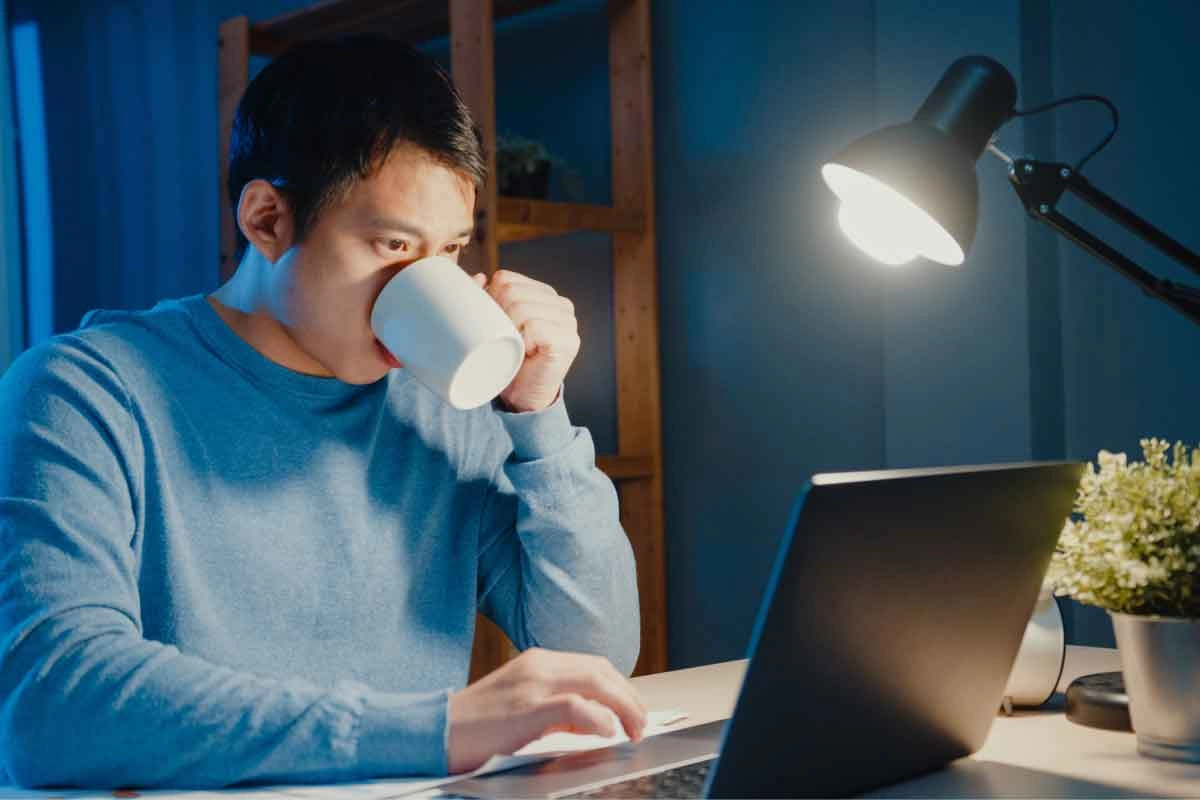 نوشیدن قهوه در شب‌ شما را بی‌فکر و بی‌ملاحظه می‌کند
