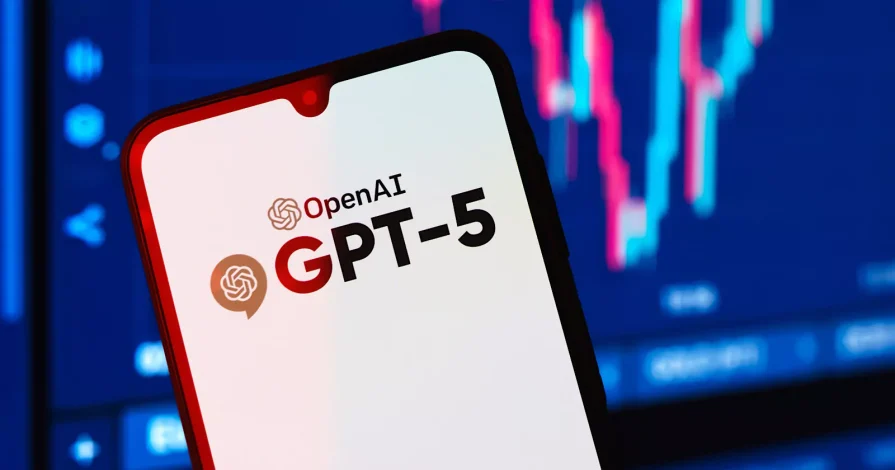 دسترسی جهانی به GPT-5 آغاز شد: چه کسانی می‌توانند استفاده کنند؟