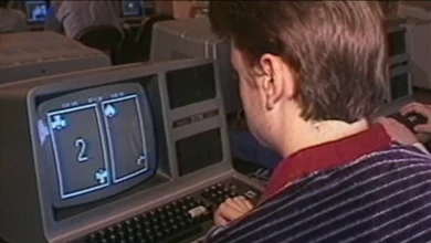 مردم ۴۰ سال قبل چگونه به اینترنت وصل میشدند؟+ ویدئو 6 مردم ۴۰ سال قبل چگونه به اینترنت وصل میشدند؟+ ویدئو