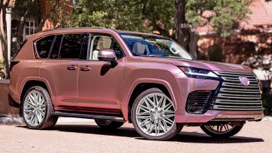 لکسوس گلم LX؛ شاسیبلندی که به یک استودیوی زیبایی متحرک تبدیل شد 2 لکسوس گلم LX؛ شاسیبلندی که به یک استودیوی زیبایی متحرک تبدیل شد