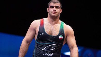 ادای نذر ملیپوشان کشتی فرنگی پس از قهرمانی در رقابتهای جهانی 10 ادای نذر ملیپوشان کشتی فرنگی پس از قهرمانی در رقابتهای جهانی