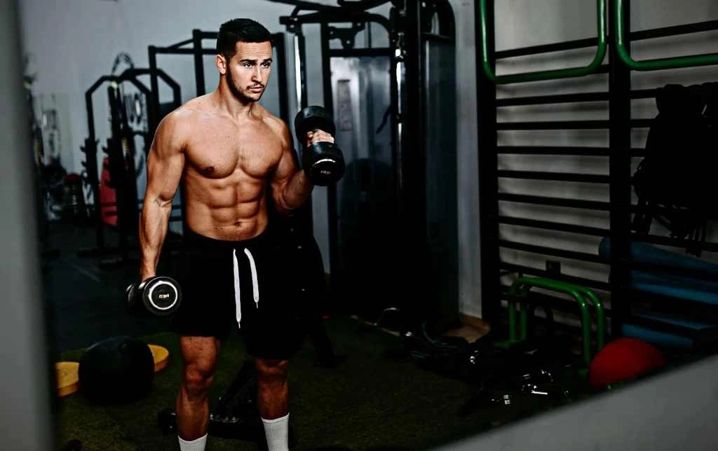 پمپ عضلانی چیست| آیا دم کردن عضلات به عضلهسازی کمک میکند؟ 6 دم کردن عضلات یا پمپ عضلانی چیست؟