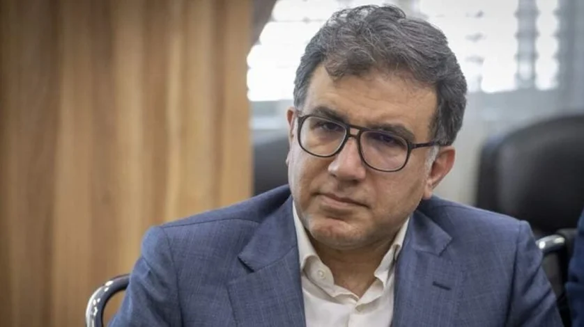 مدیر مالی شرکت نفت از کشور فرار کرد؟