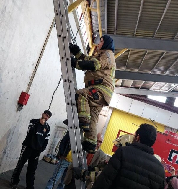 این دانشگاه تنها دانشگاه تخصصی آتشنشانی کشور است 4 این دانشگاه تنها دانشگاه تخصصی آتشنشانی کشور است