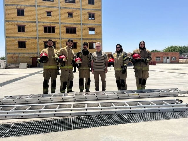 این دانشگاه تنها دانشگاه تخصصی آتشنشانی کشور است 3 این دانشگاه تنها دانشگاه تخصصی آتشنشانی کشور است