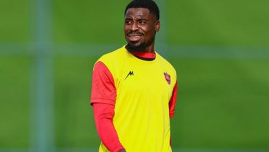 سرژ اوریه میتواند از هفتۀ آینده پا به توپ شود 10 سرژ اوریه میتواند از هفتۀ آینده پا به توپ شود