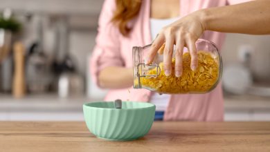 خوردن دیرهنگام صبحانه خطر مرگ زودرس در سالمندان را افزایش میدهد 5 خوردن دیرهنگام صبحانه خطر مرگ زودرس در سالمندان را افزایش میدهد