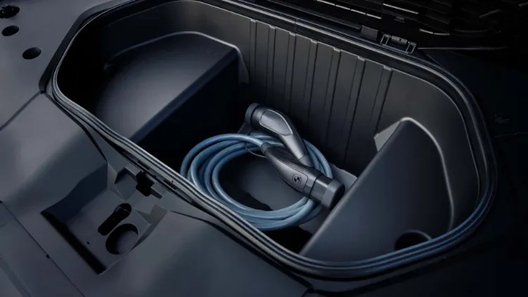 معرفی ب ام و iX3 جدید؛ تغییر بنیادین در سبک طراحی BMW +تصاویر 14 معرفی ب ام و iX3 جدید