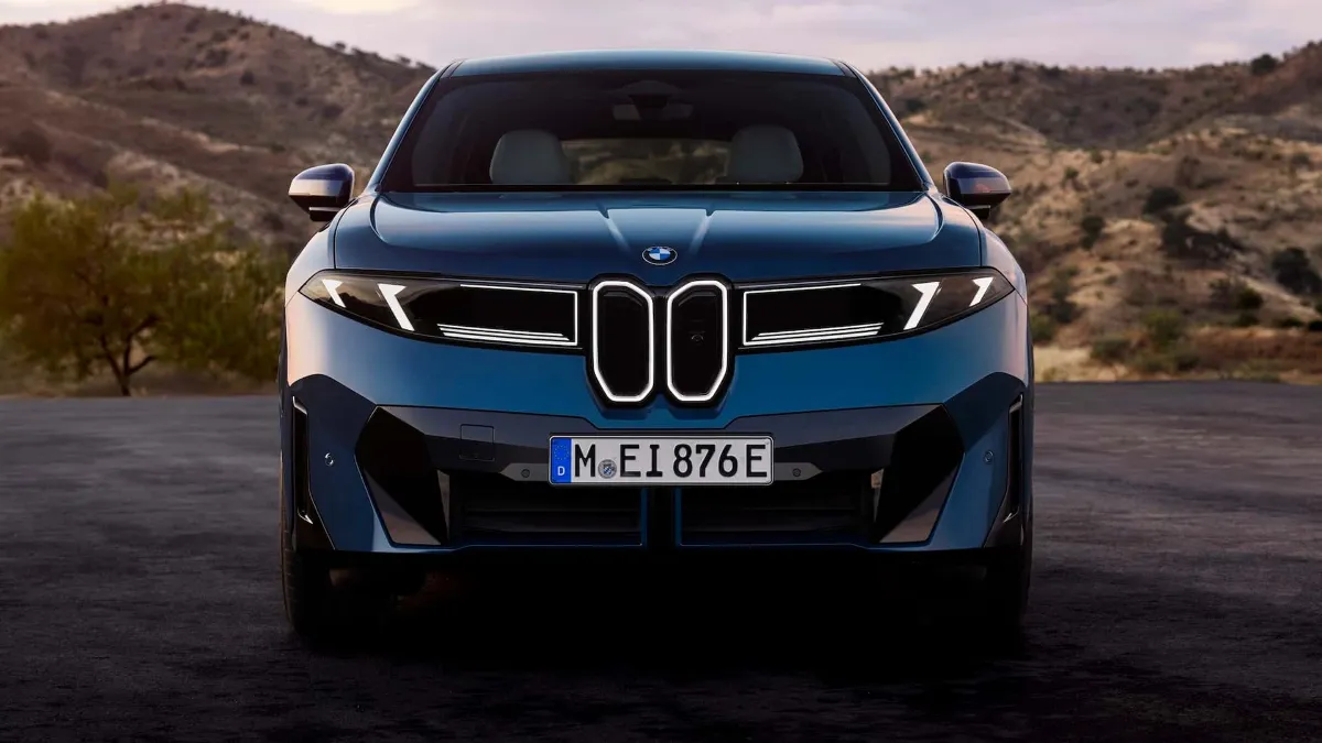 معرفی ب ام و iX3 جدید؛ تغییر بنیادین در سبک طراحی BMW +تصاویر 4 معرفی ب ام و iX3 جدید
