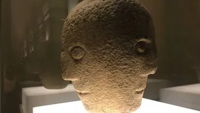 راز مجسمه سهچهرهای که تاریخدانان را سردرگم کرده است + عکس 8 راز مجسمه سهچهرهای که تاریخدانان را سردرگم کرده است