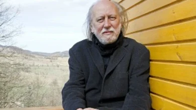 با لاسلو کراسناهورکایی، برنده نوبل ادبیات ۲۰۲۵ بیش‌تر آشنا شوید