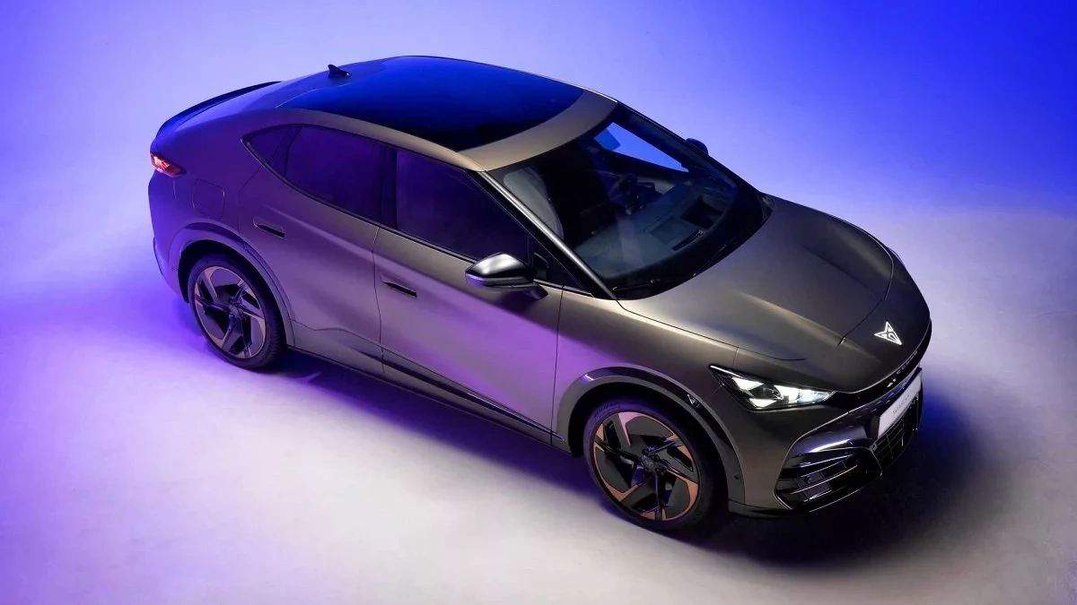 دلیل استفاده اکثر خودروسازان امروزی از چراغ جلوی دوبخشی چیست؟